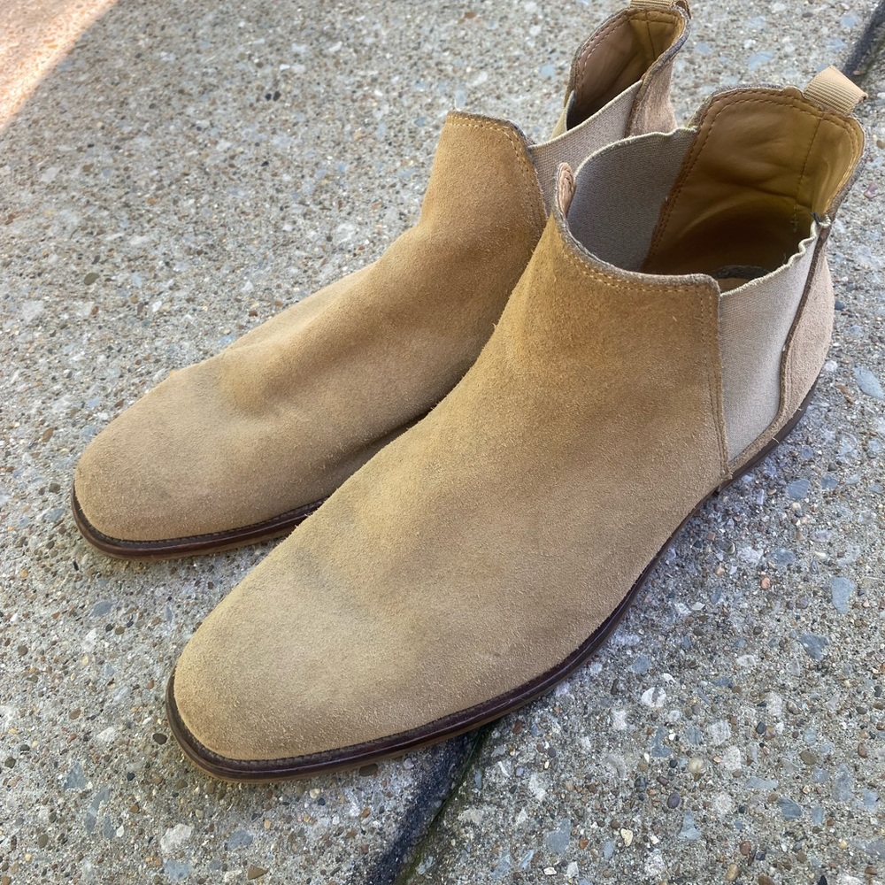 Men's Tan Suede Chelsea Boots
